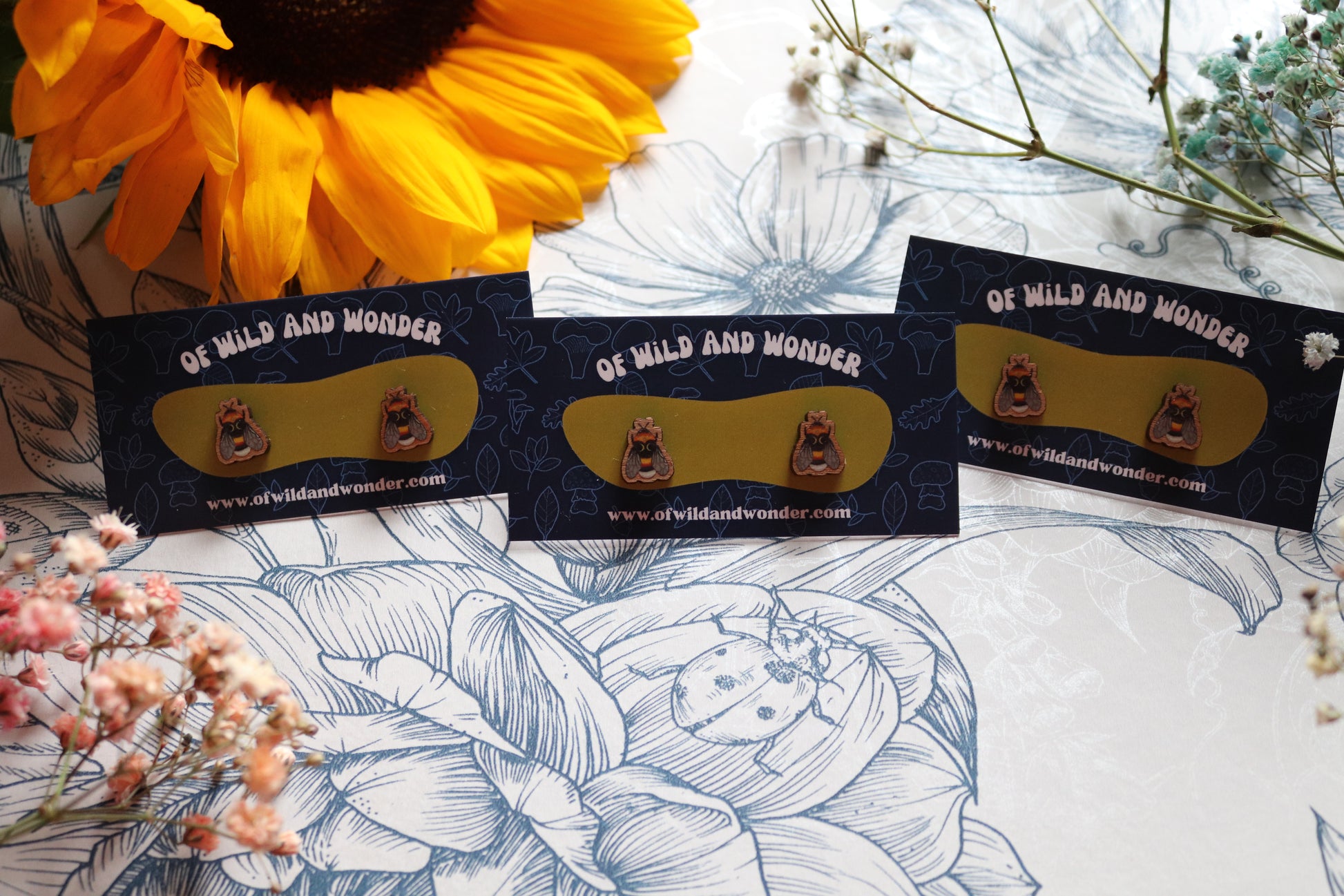 Wooden bee earrings - Of Wild and Wonder