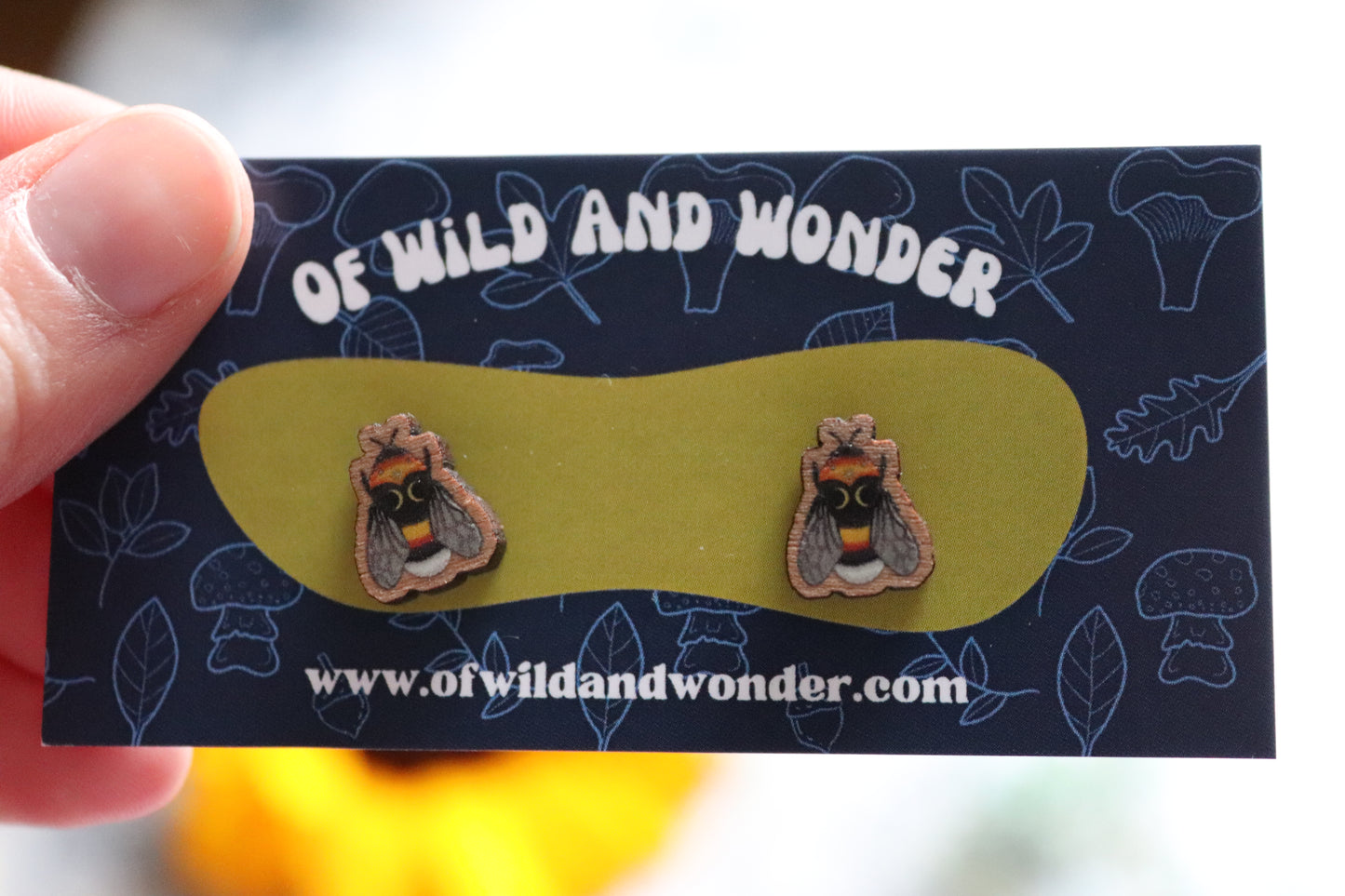 Wooden bee earrings - Of Wild and Wonder